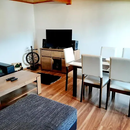 Ferienhaus Viktoria- Neakceptujeme Mlade Partie *