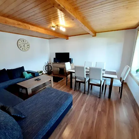 Prázdninový dům Viktoria- Neakceptujeme Mlade Partie